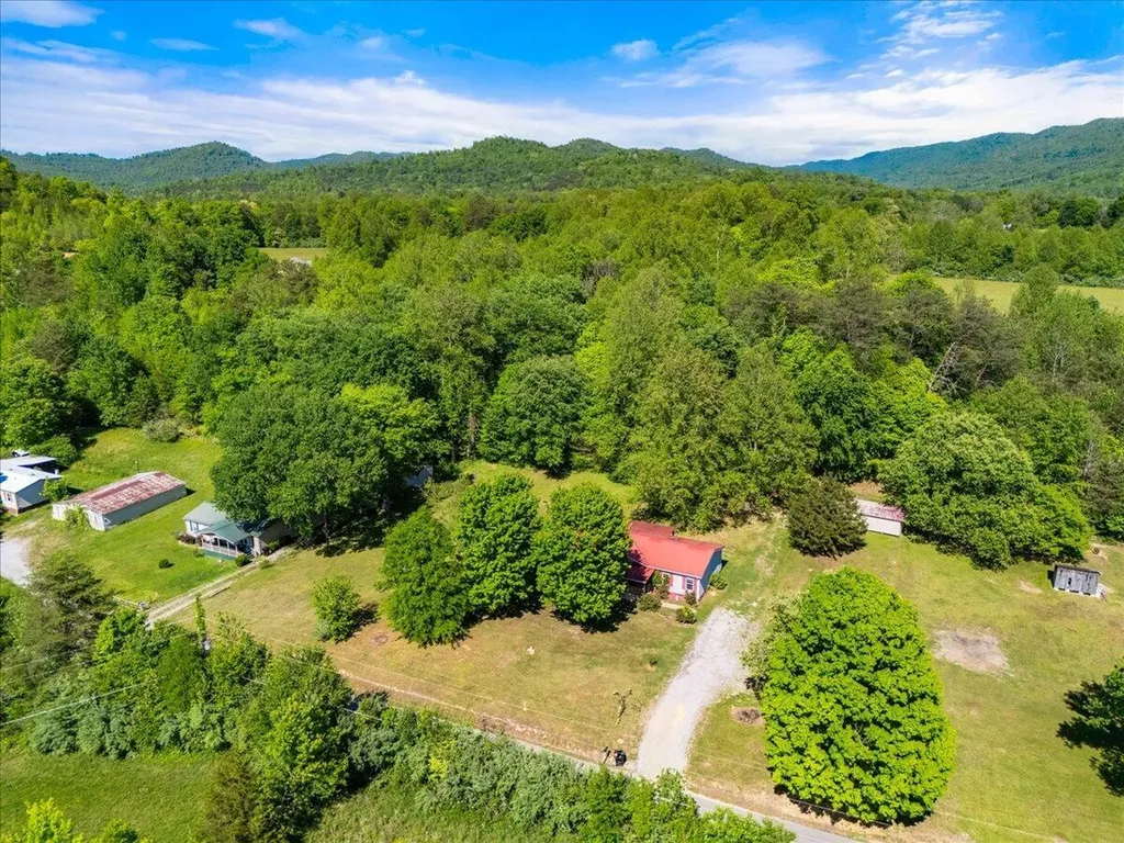598 Skaggs Branch Road Williamsburg KY 40769
