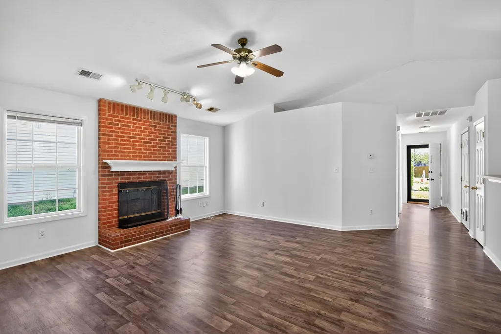 126 W Chopin Way Georgetown KY 40324