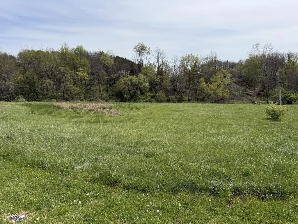 9999 Birch Creek Lane East Bernstadt KY 40729