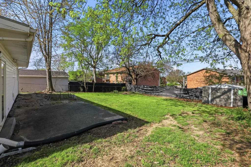 329 Mulberry Drive Lexington KY 40509