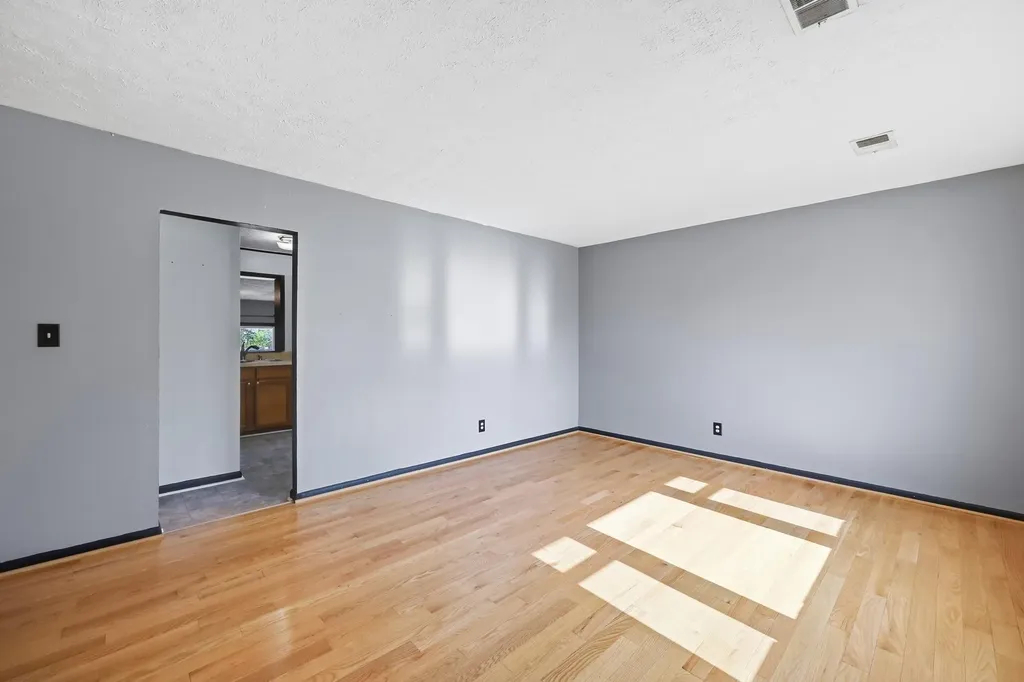 329 Mulberry Drive Lexington KY 40509