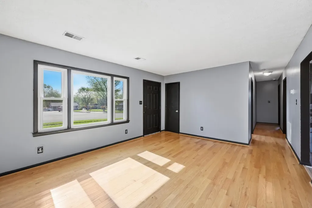 329 Mulberry Drive Lexington KY 40509