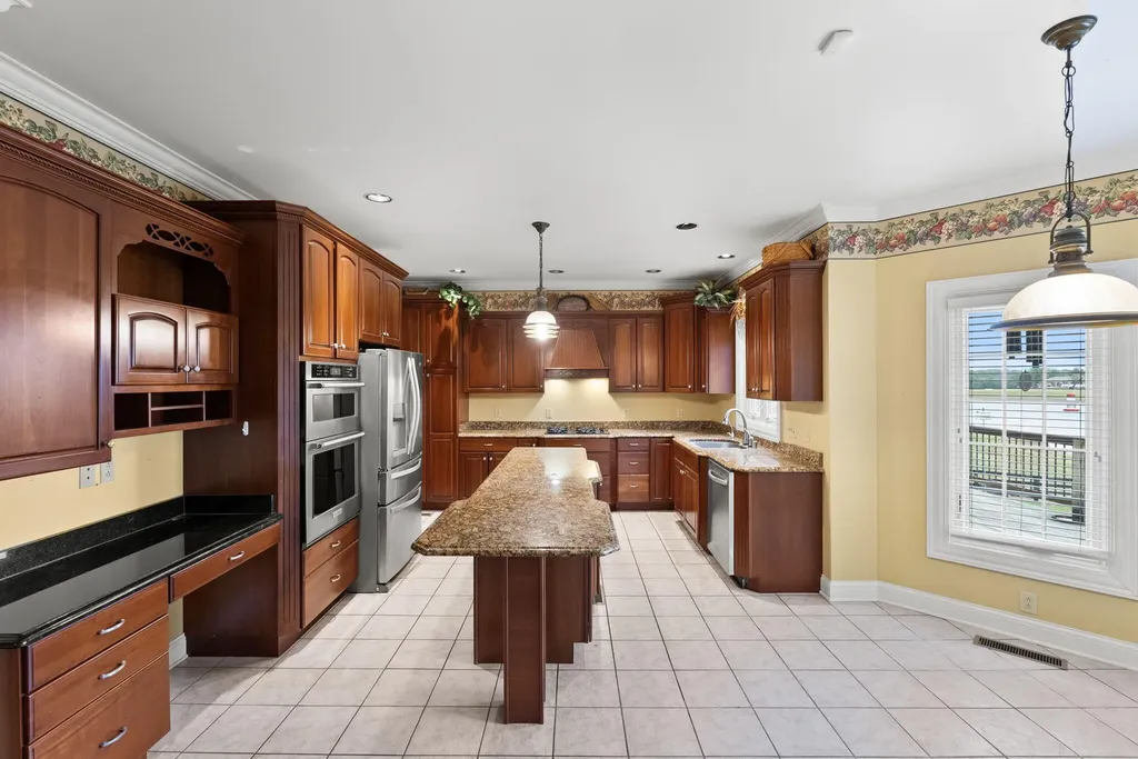 117 Lake Point Drive Richmond KY 40475