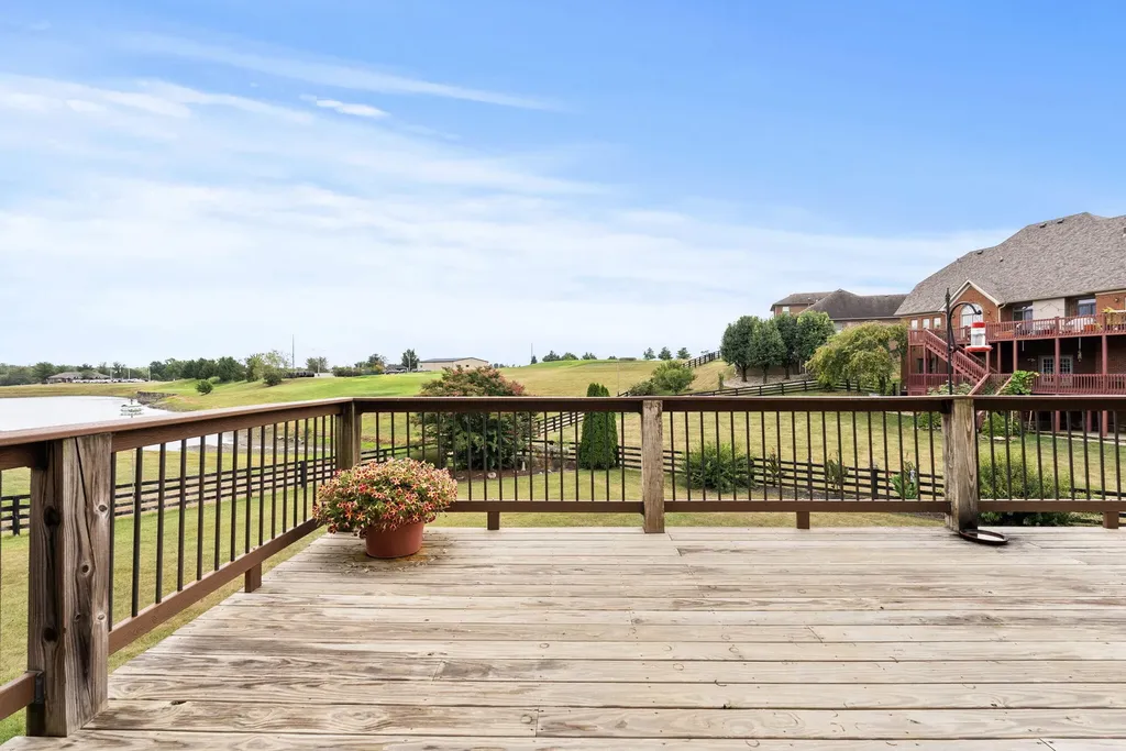 117 Lake Point Drive Richmond KY 40475