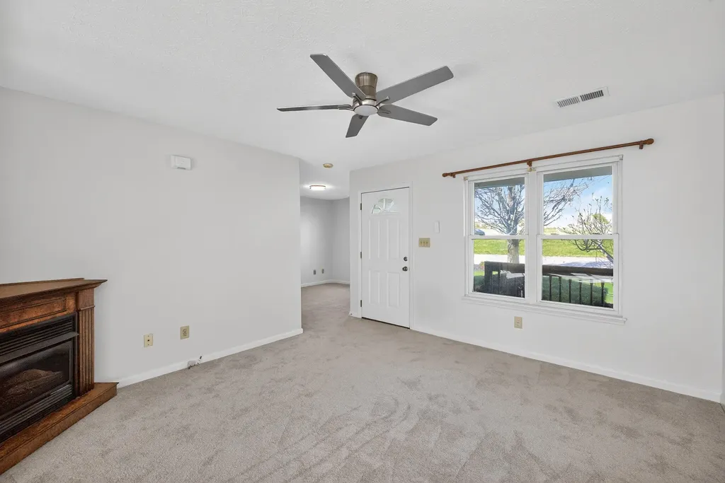364 Village Drive Frankfort KY 40601