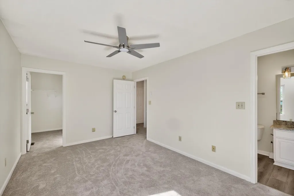 364 Village Drive Frankfort KY 40601