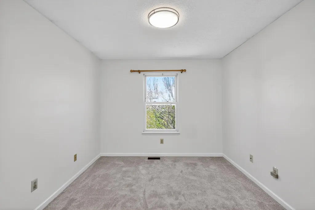 364 Village Drive Frankfort KY 40601