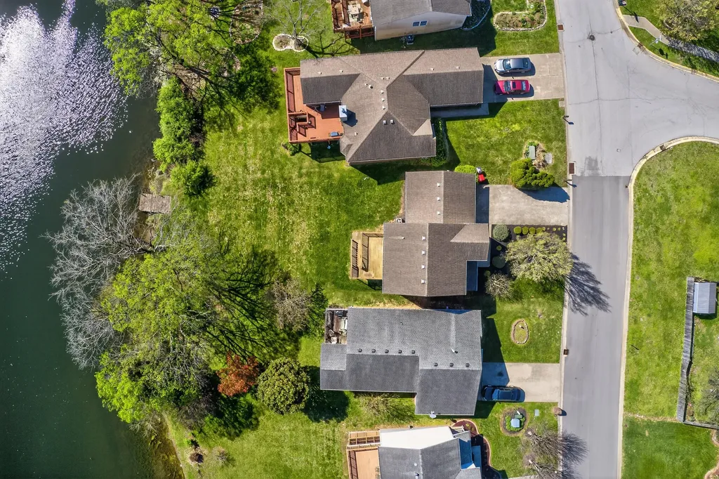 364 Village Drive Frankfort KY 40601