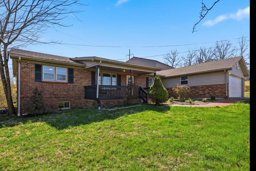 30 Halls Lane Stanton KY 40380