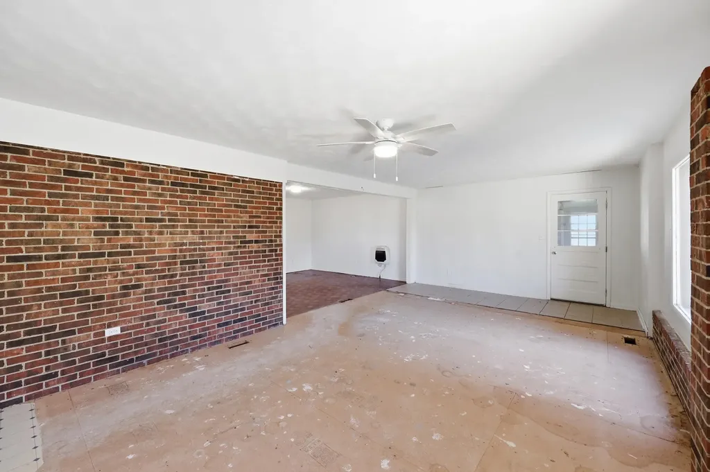 30 Halls Lane Stanton KY 40380