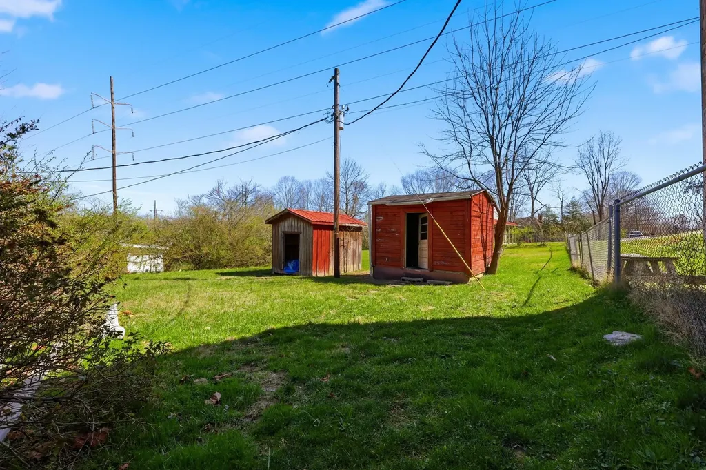 30 Halls Lane Stanton KY 40380