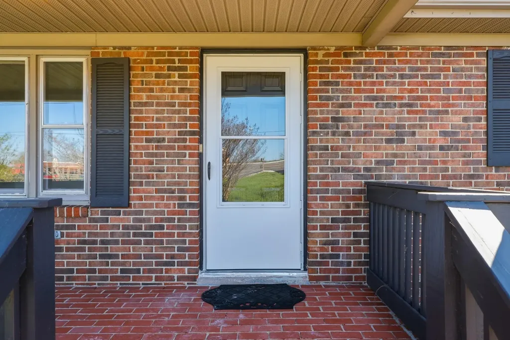 30 Halls Lane Stanton KY 40380