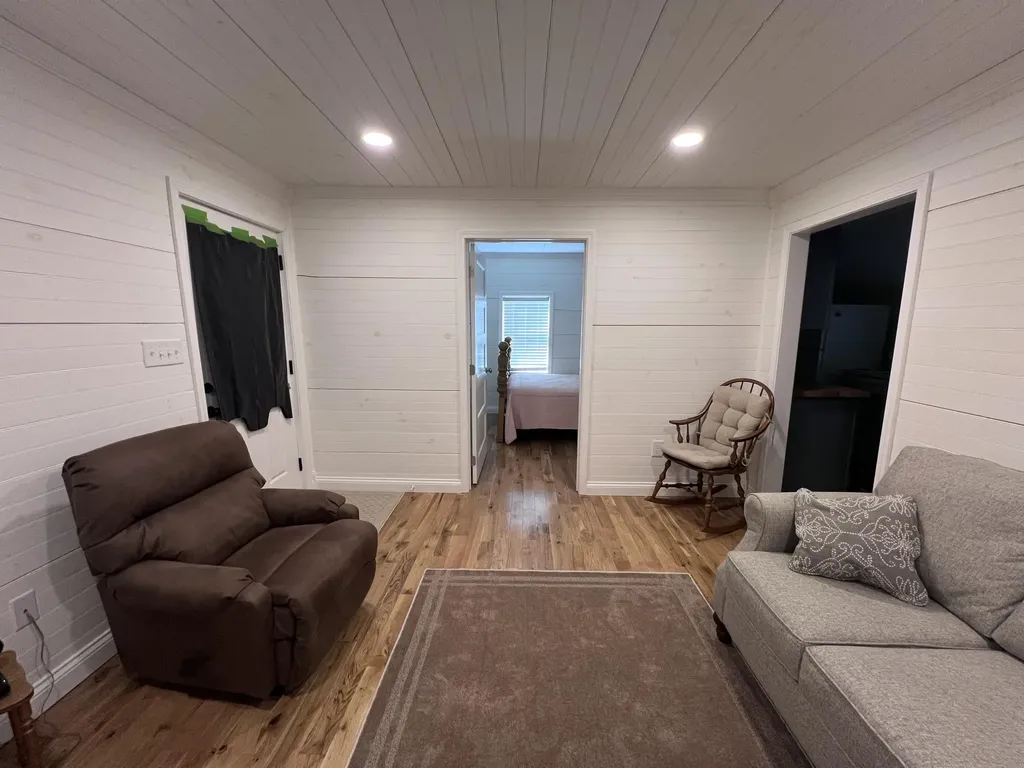 1604 Tiny Branch Frakes KY 40940