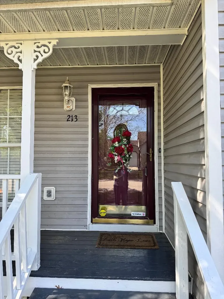 213 Taylorsville Trail Georgetown KY 40324