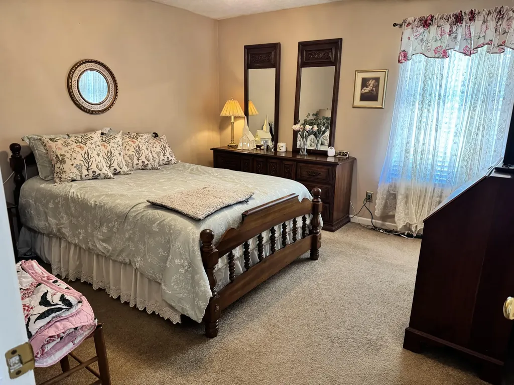 213 Taylorsville Trail Georgetown KY 40324