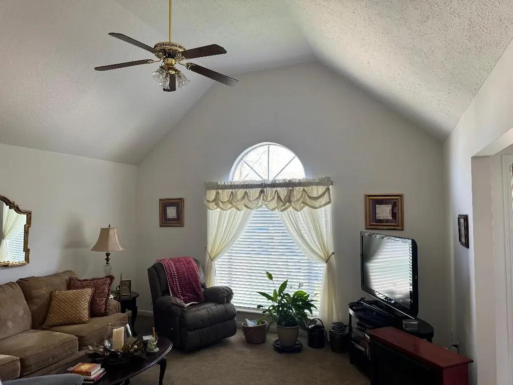 213 Taylorsville Trail Georgetown KY 40324