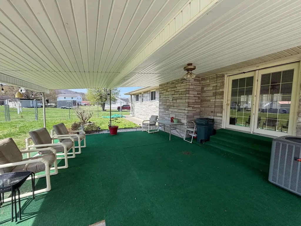 1010 N Main Street Barbourville KY 40906