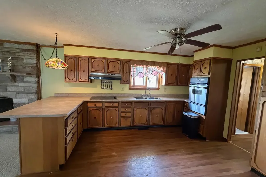 1010 N Main Street Barbourville KY 40906