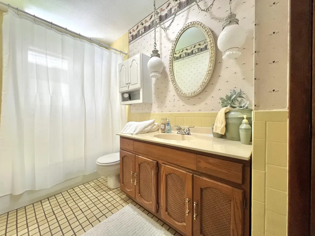 30 Amos Newsome Lane Virgie KY 41572