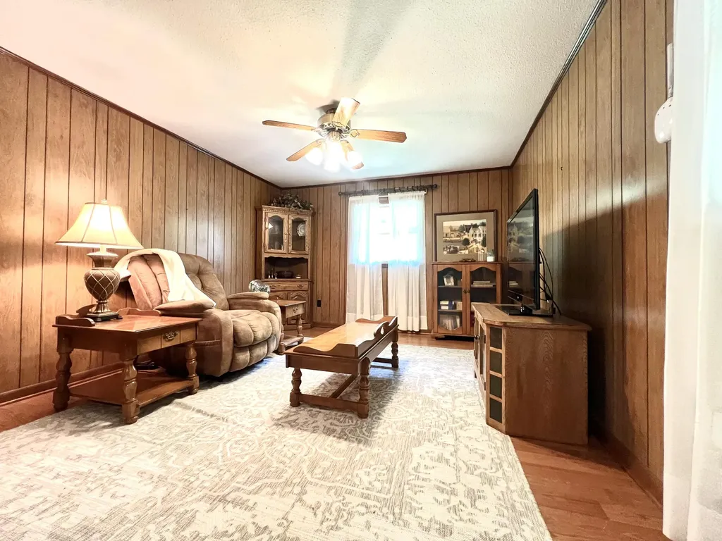 30 Amos Newsome Lane Virgie KY 41572