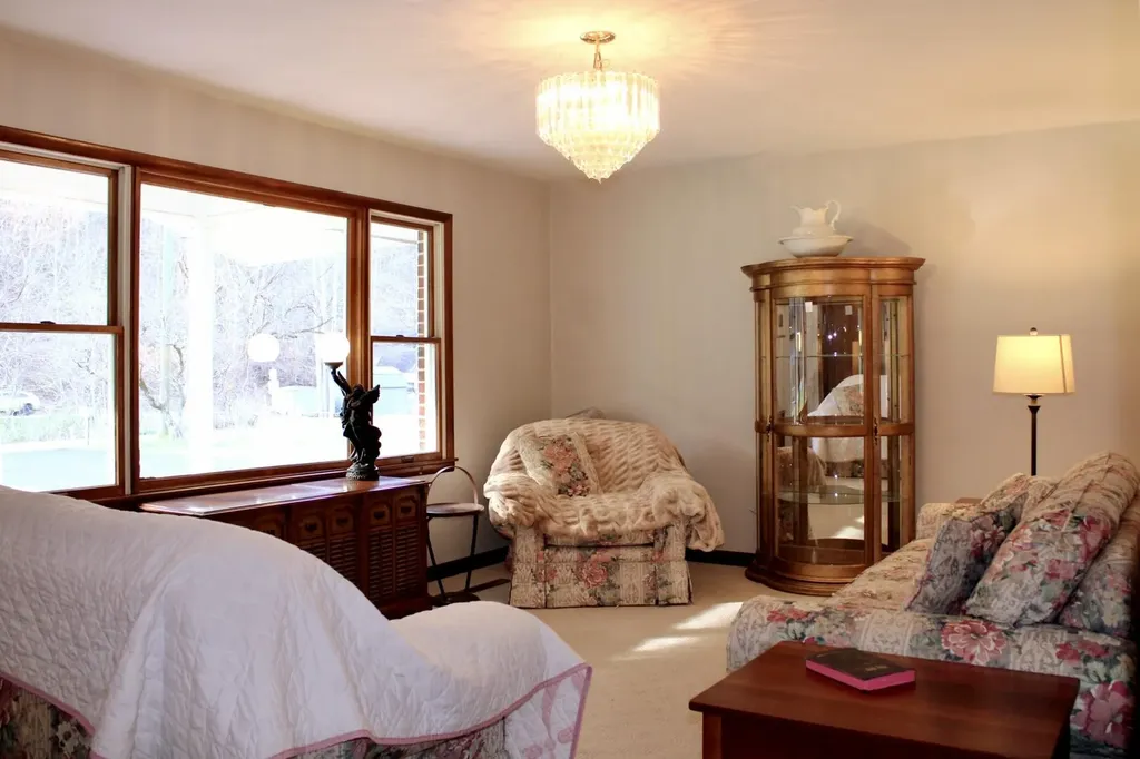 30 Amos Newsome Lane Virgie KY 41572