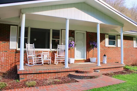 30 Amos Newsome Lane Virgie KY 41572