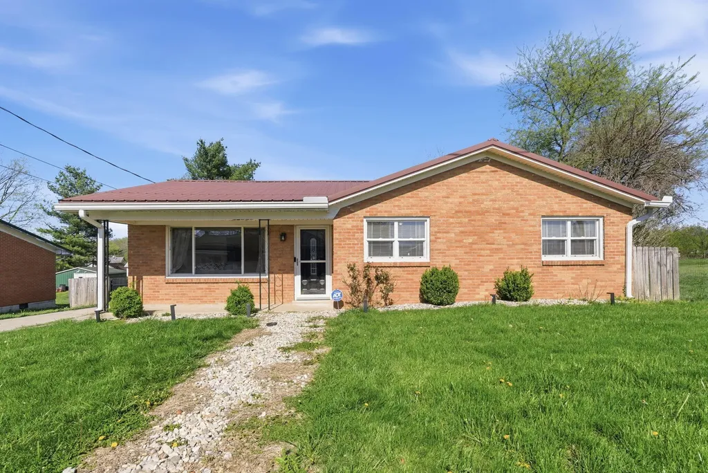 158 Riley Street Stamping Ground KY 40379