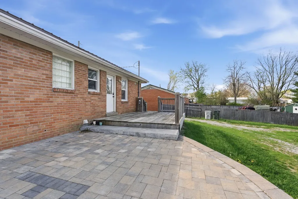 158 Riley Street Stamping Ground KY 40379