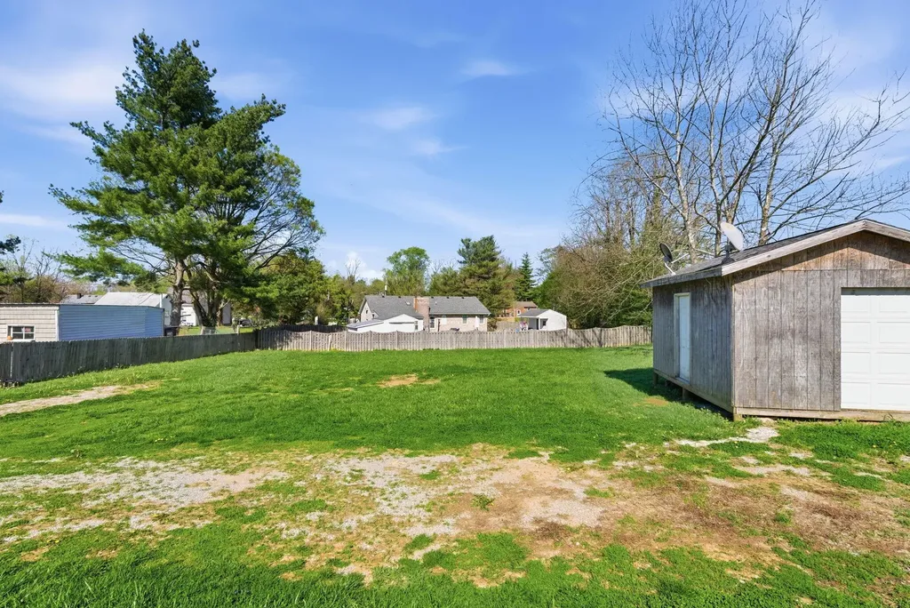 158 Riley Street Stamping Ground KY 40379