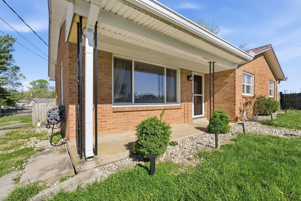 158 Riley Street Stamping Ground KY 40379