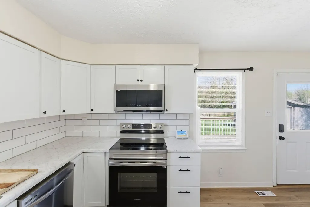 158 Riley Street Stamping Ground KY 40379