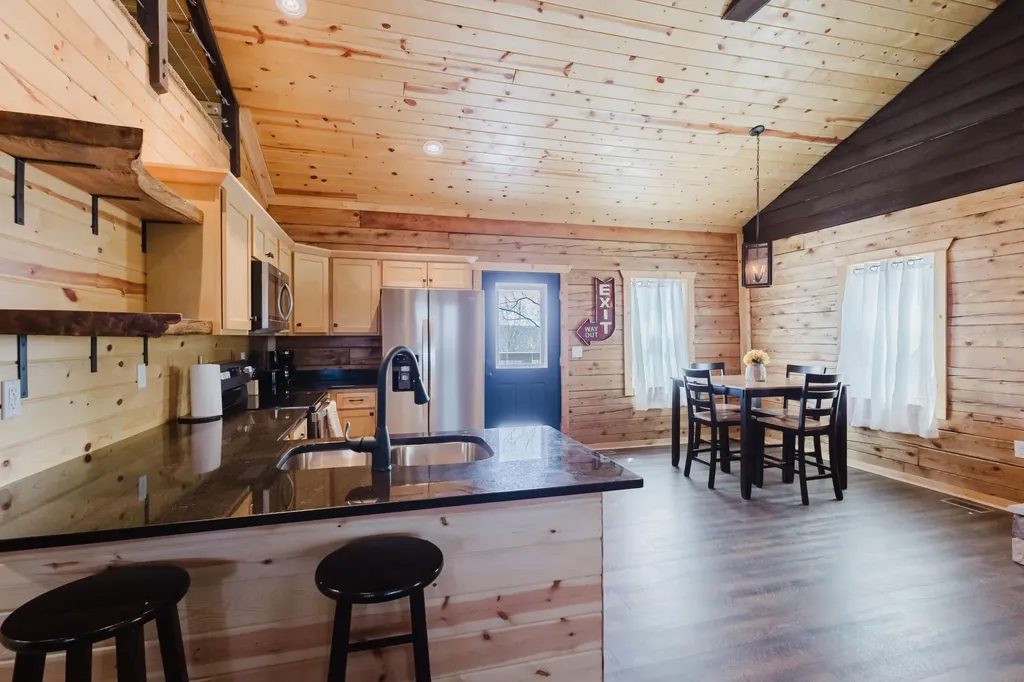 1182 Darrell Randall Road Stanton KY 40380