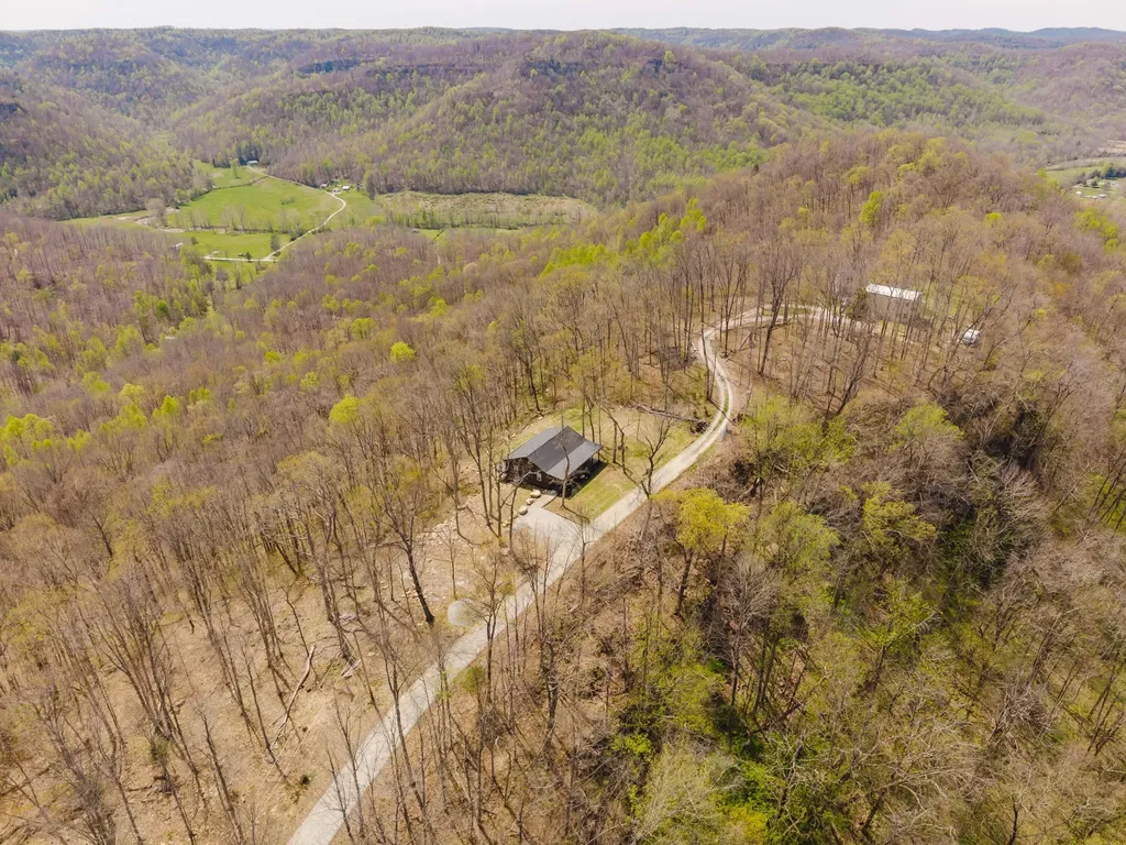 1182 Darrell Randall Road Stanton KY 40380