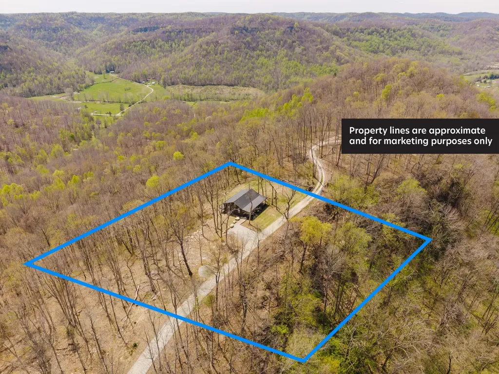 1182 Darrell Randall Road Stanton KY 40380