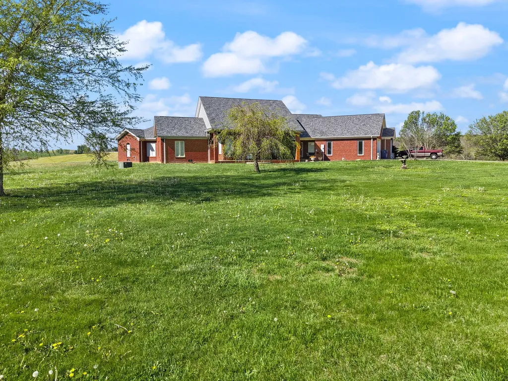 4211 Old Bull Road Eubank KY 42567
