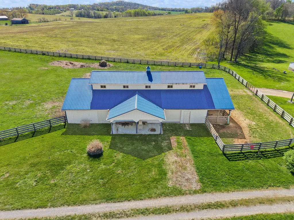 4211 Old Bull Road Eubank KY 42567