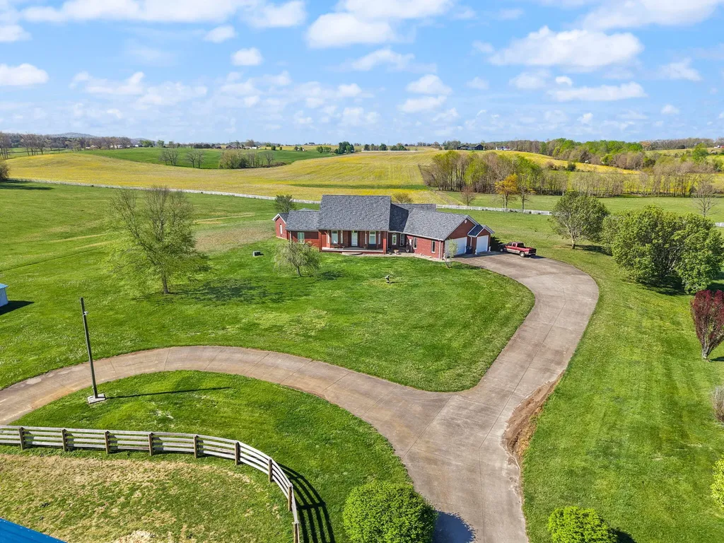 4211 Old Bull Road Eubank KY 42567