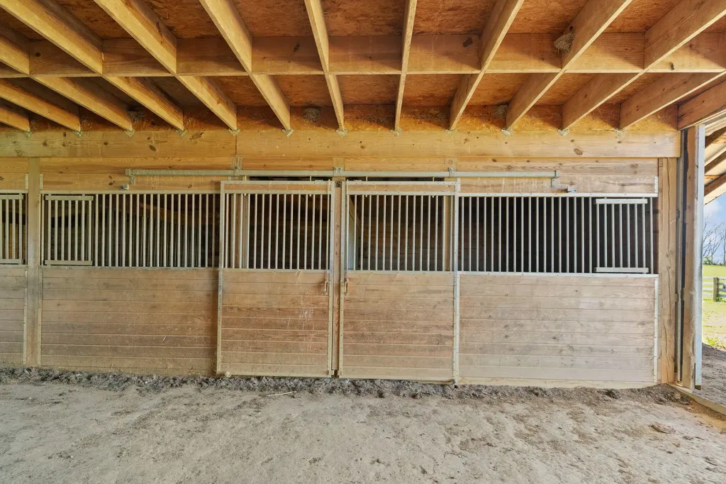 4211 Old Bull Road Eubank KY 42567
