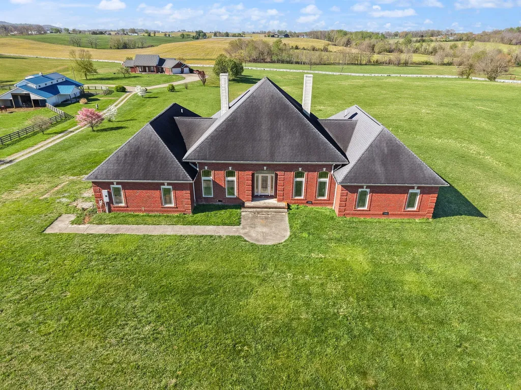 4211 Old Bull Road Eubank KY 42567