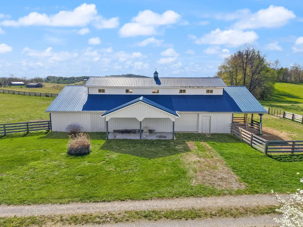 4211 Old Bull Road Eubank KY 42567