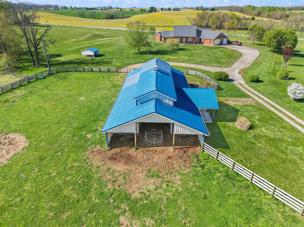 4211 Old Bull Road Eubank KY 42567