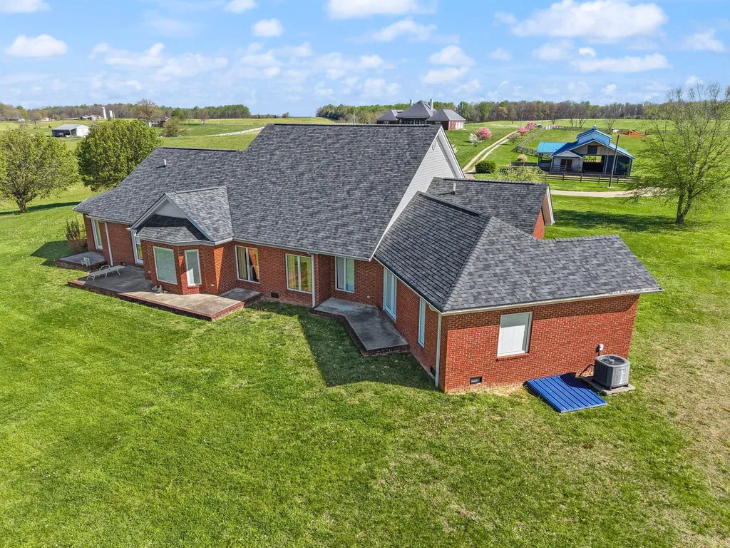 4211 Old Bull Road Eubank KY 42567