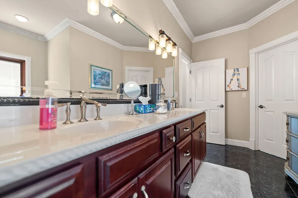 4211 Old Bull Road Eubank KY 42567