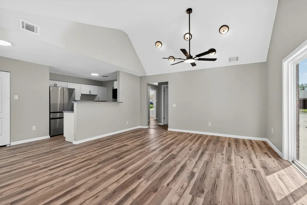 1305 Grafton Drive Lexington KY 40515