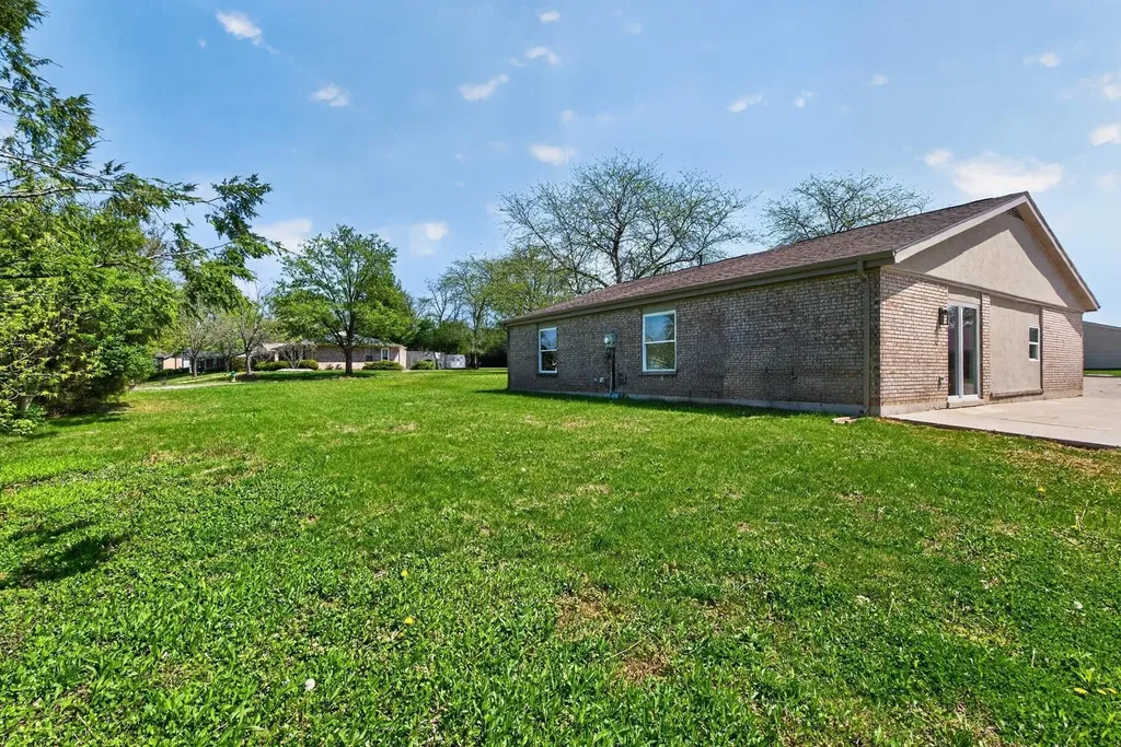 1305 Grafton Drive Lexington KY 40515