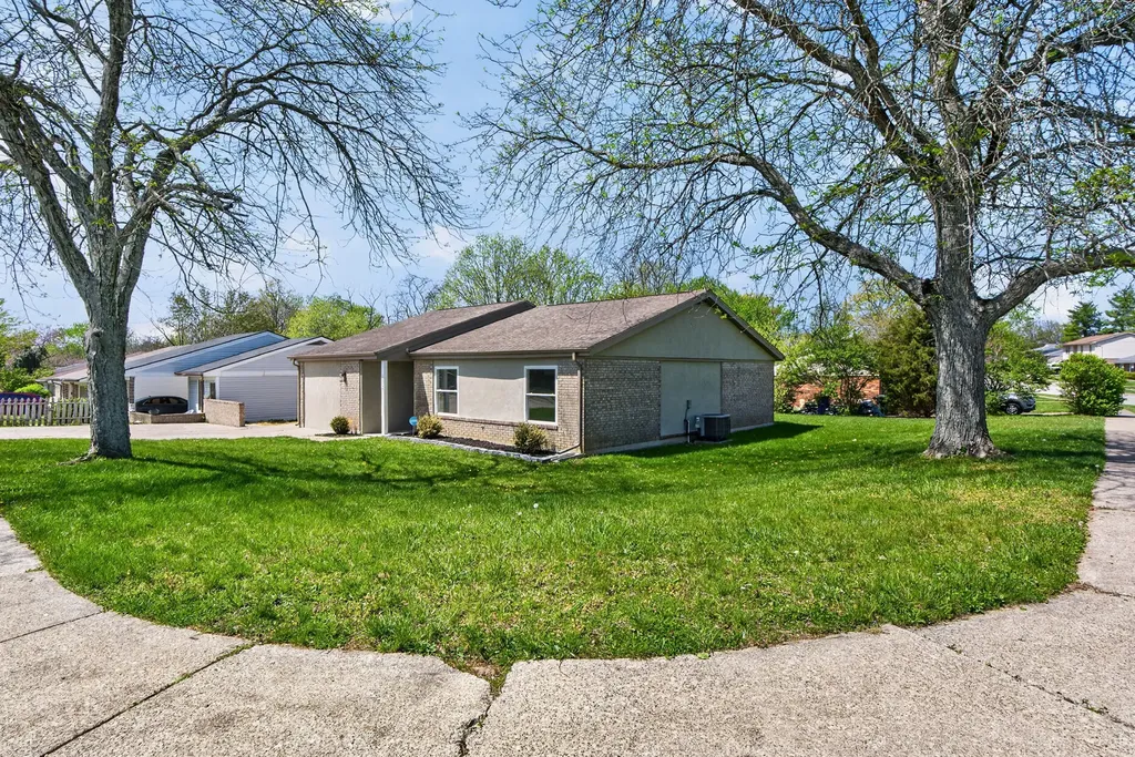 1305 Grafton Drive Lexington KY 40515
