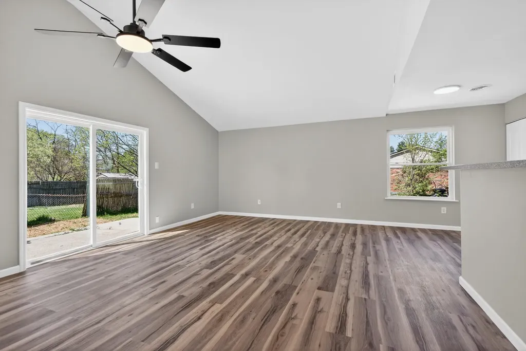 1305 Grafton Drive Lexington KY 40515