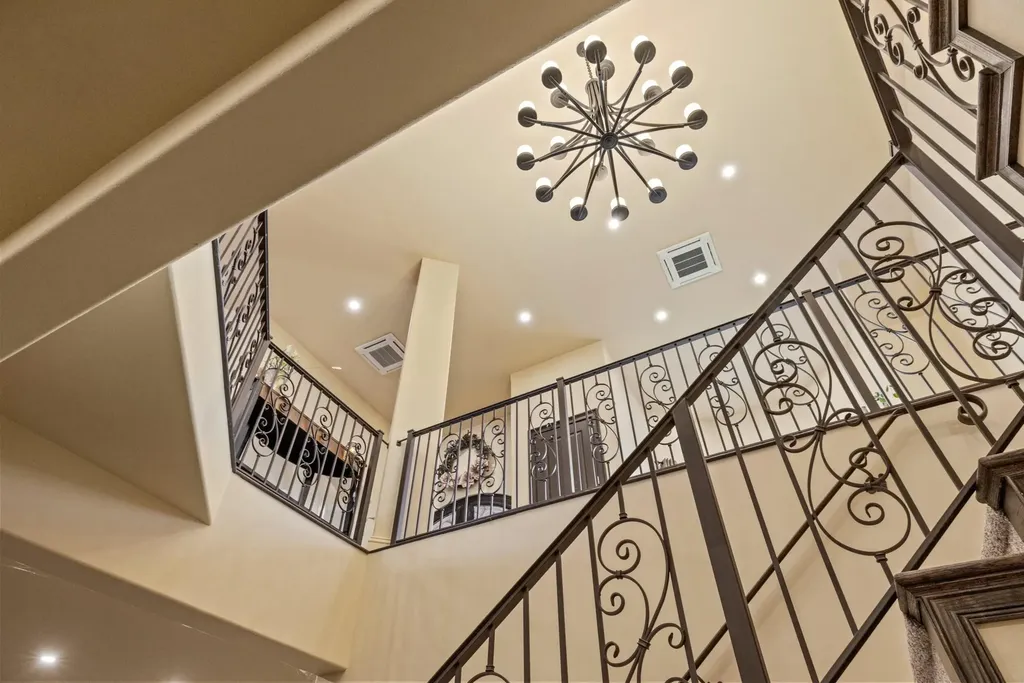 406 Halcomb Lane Paint Lick KY 40461