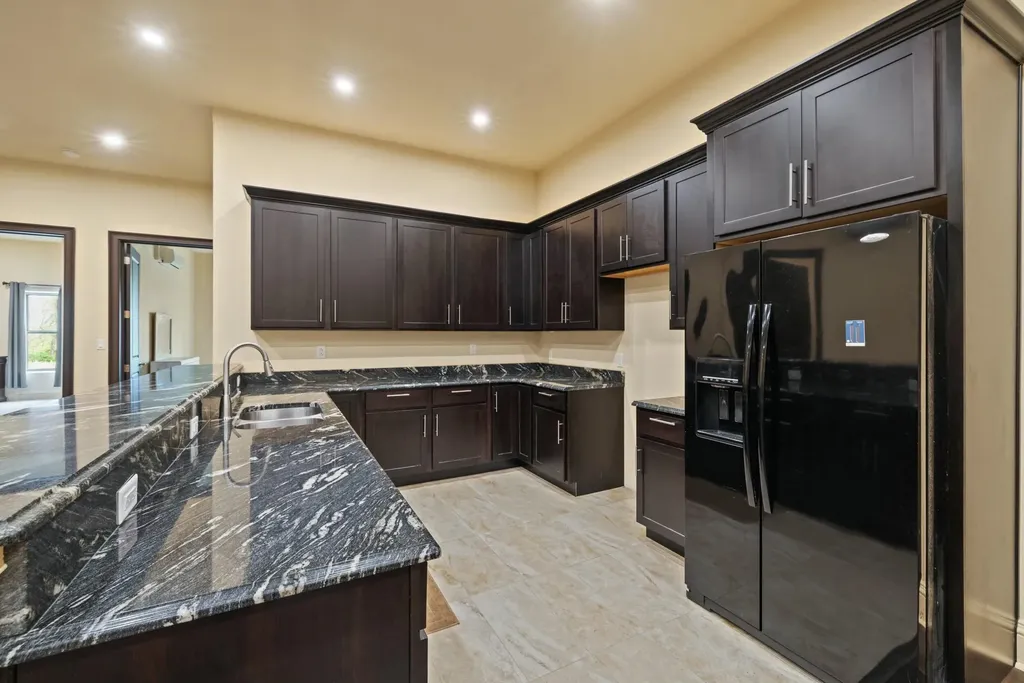 406 Halcomb Lane Paint Lick KY 40461