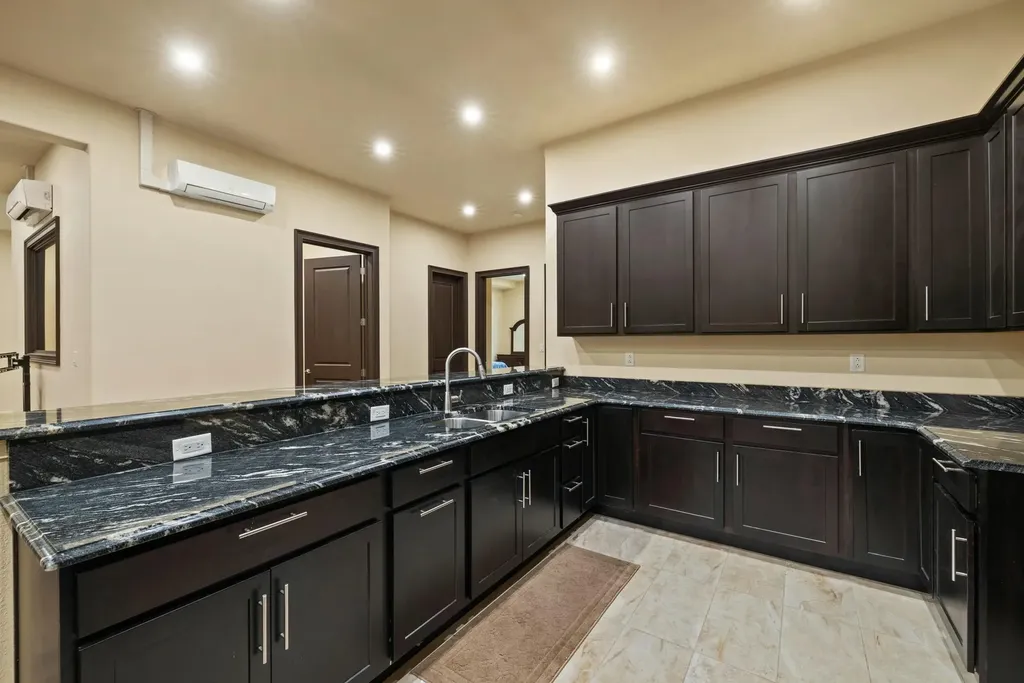 406 Halcomb Lane Paint Lick KY 40461